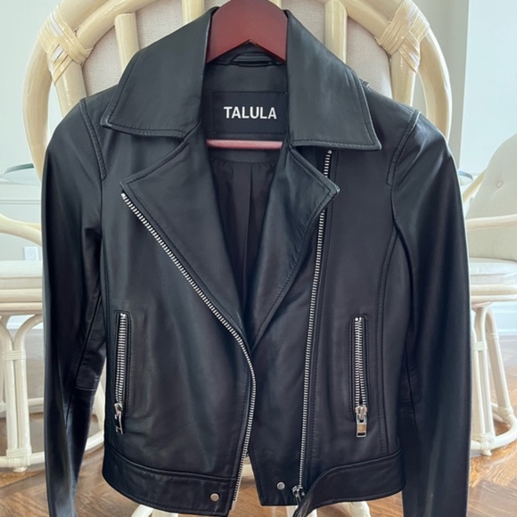 TALULA Aritzia Genuine Leather Moto Zip Jacket XS $498 - Picture 1 of 9